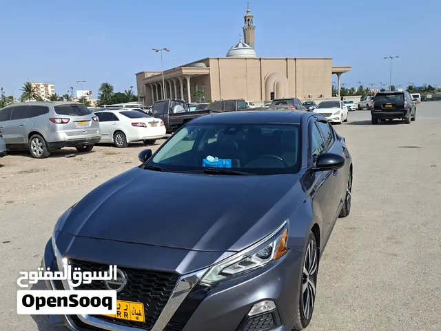 nissan altima 2021