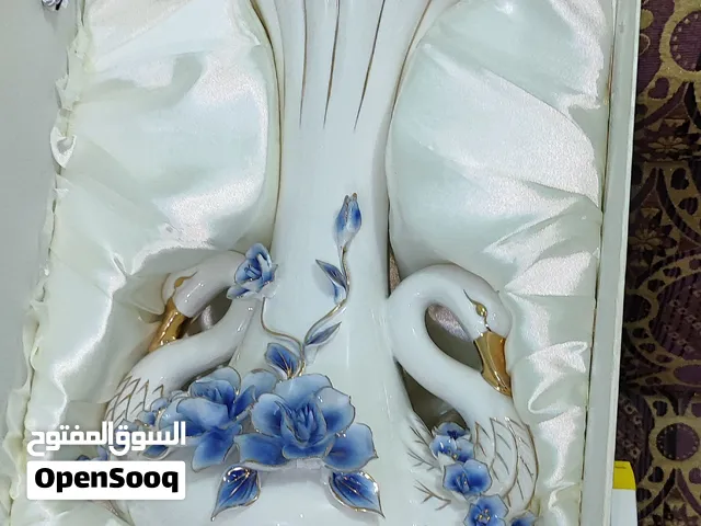 مزهريات اصليات وثقيله بعدهن بكارتونهن والله ماخذه الوحده على 100 اريد الوحده 75 ثنين 150