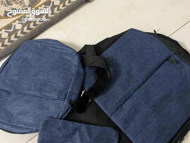شنطة مدرسة او السفر ورحلات طقم  فقط