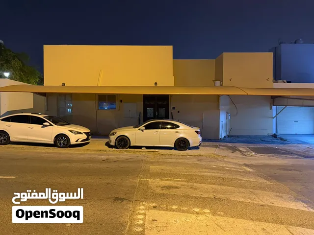 للبيع بيت في مدينة حمد دوار 10