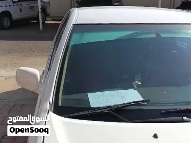 تويوتا كامري 2004 خليجي مستعملة بحالة ممتازة لون أبيض مع مواصفات كاملة