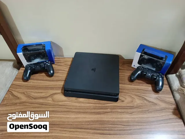 بلايستيشن فور سليم للبيع مستعمل مهكر ومنزل عليه العاب