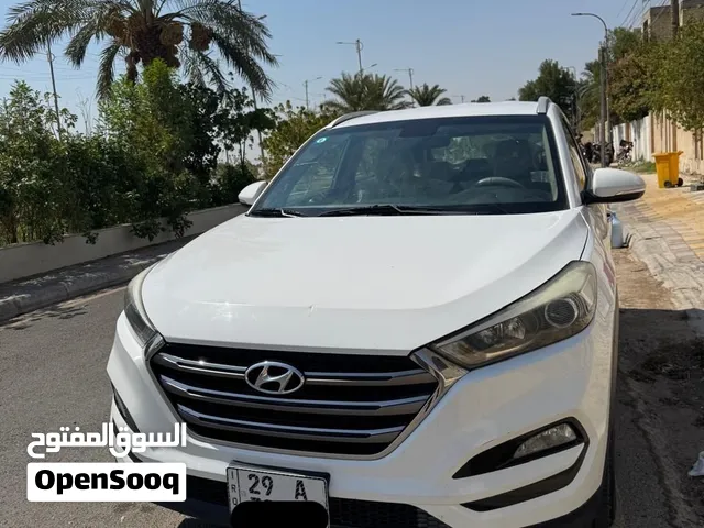 السيارة نظيفة جداً، خالية الحوادث مكفولة كفالة عامة عدا هذا الشخط بالبنيد ومكحل، ، جاهزة للمشي