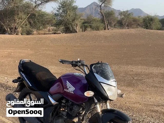 يحتاج كورات ورا وزجاجه صبغ خزان