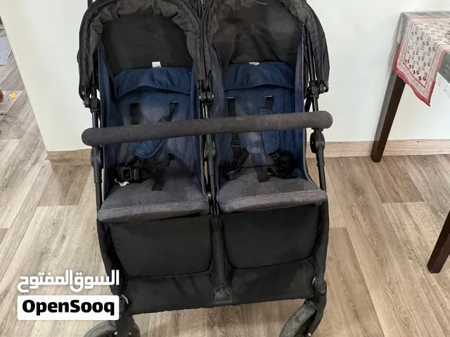Very lighlty used stroller