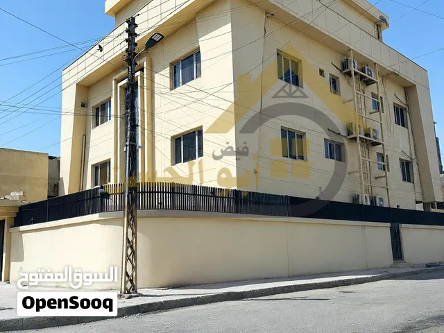 بناية 3 طوابق ركن مميزة للايجار في منطقة حي عمان موفع حيوي