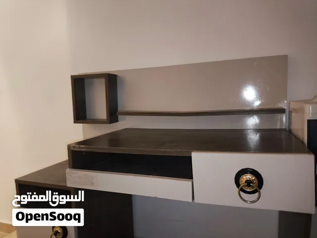 مكتب للبيع المكان عين زارة السعر ساوم