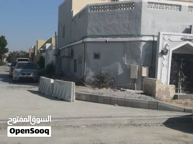 2500 ft² More than 6 bedrooms Townhouse for Sale in Sharjah Umm Khanoor