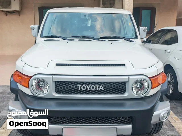 FJ CRUISER 2021 FULL OPTION FOR SALE