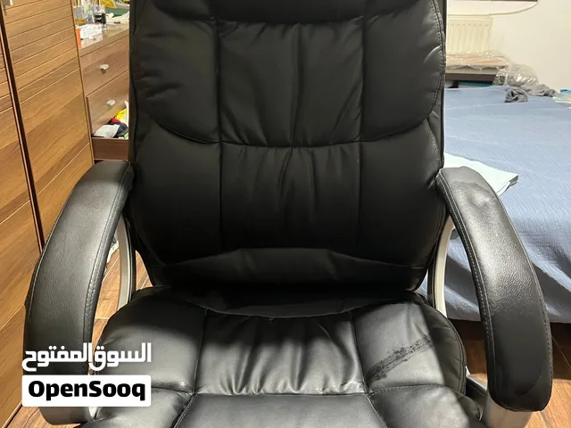 كرسي جيمينغ او مكاتب فخم جدا من امازون