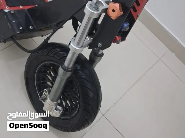 اسكوتر غواصة 2025