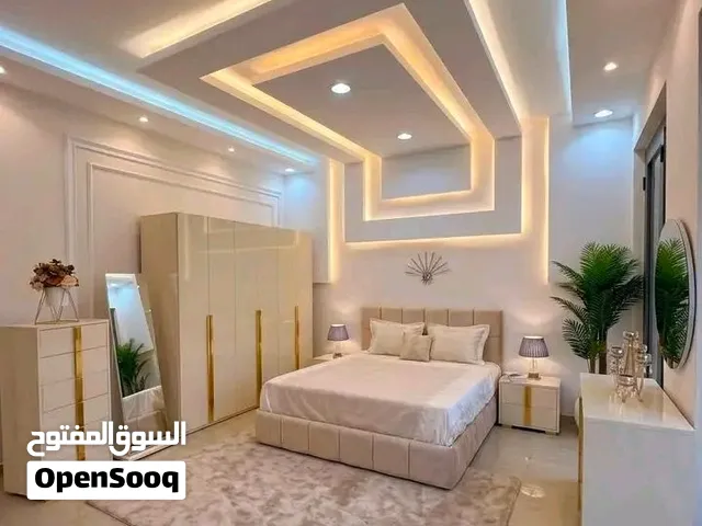 عندك أثاث وتبي تفكّه أو تركّبه بكل احترافية؟ مع HM الفني المتميز، شغلك علينا وراحتك تهمّنا!