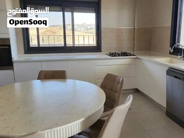 مطبخ إيبوكسي كامل مع شايش كيسار وسفرة و6 كراسي – حالة ممتازة