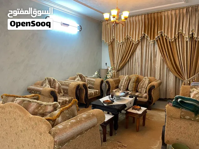 شقتان مفروشتان للإيجار في رفيديا