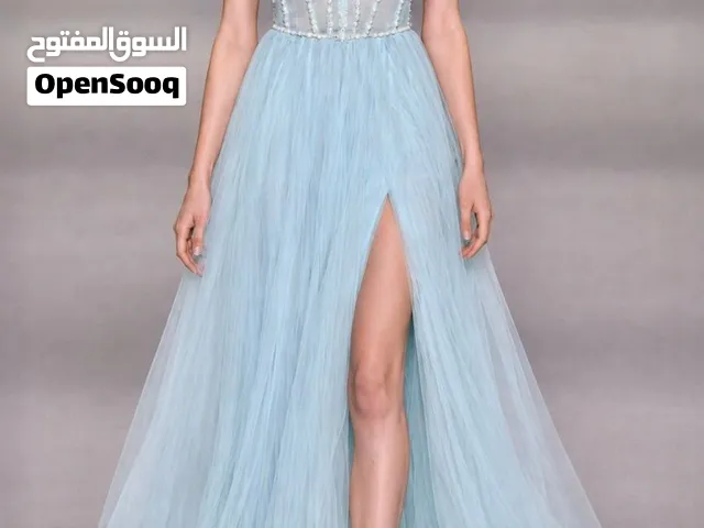 فستان سهرة نسائي طويل أزرق سماوي بتول وتفاصيل لؤلؤية – مقاس S