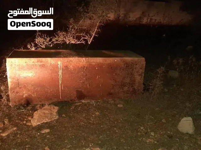 خزانين وقود حديد الماني اصلي مستعمل لحافلات وشاحنات عالية الجودة بحالة جيدة مكفول 450لتر 650لتر