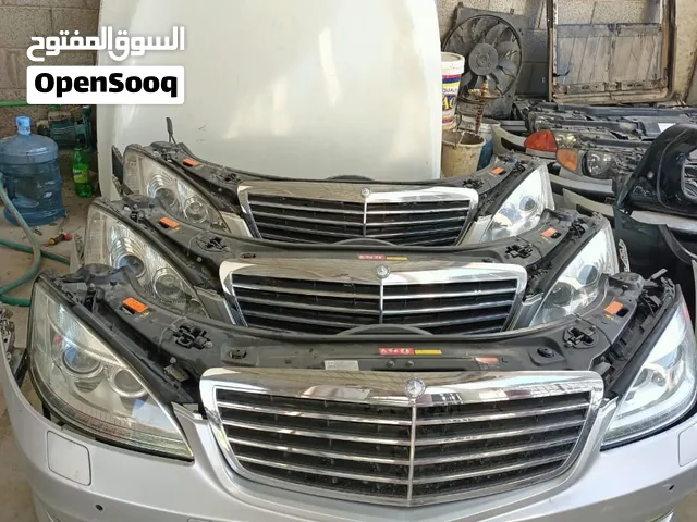 قطع غيار الماني جميع أنواع السيارة توصيل الى المركز والصناعة