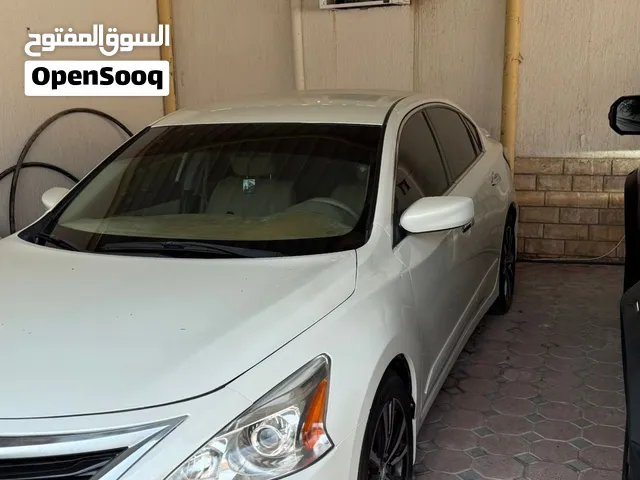 نيسان التيما 2015