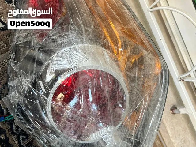 نيسان التيما 2010 ضوء خلفي جنب سائق ومسجل