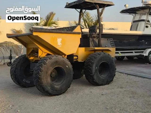 دامبر للبيع نضيف معاه هوك من قدام ومن الخلف بحاله جيده جدا استعمال خفيف