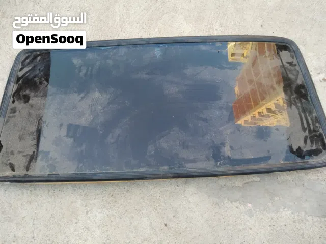 زجاج سيارة 128 خلفي