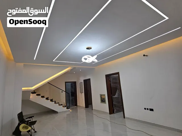 فيلا فاخرة في الزاهية  5 غرف + غرفة خادمة  3,320 قدم2  تشطيبات راقية  بسعر أقل من السوق