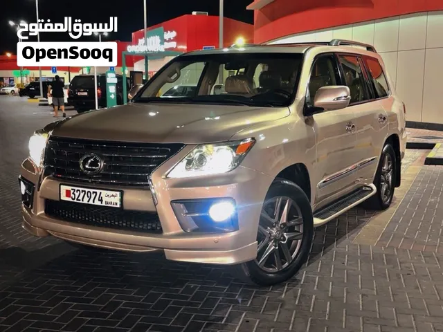 للبيع لكسز lx570 بحالة الوكالة