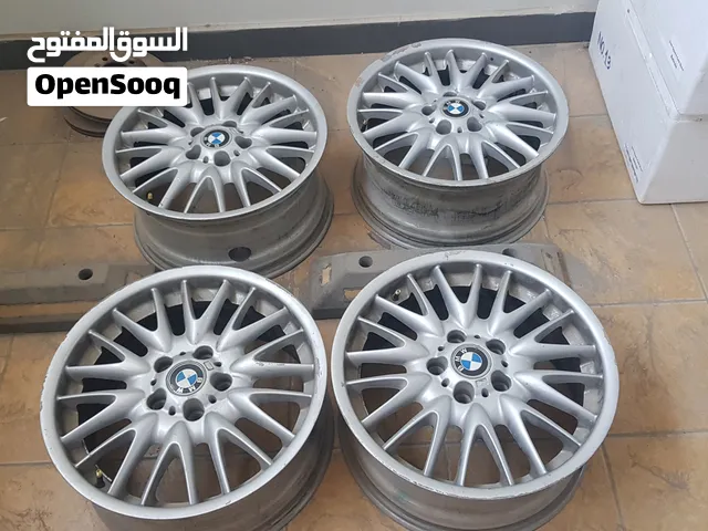 ORIGINAL BMW. Original Alloy BMW V Spoke shape 17-inch wider wheels/tires in the rear
