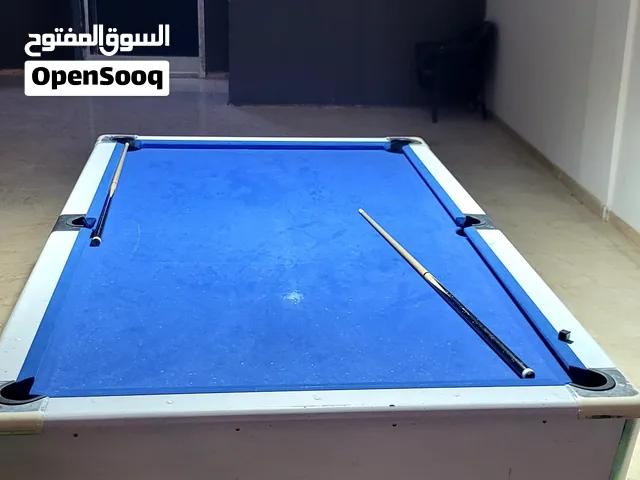 طاولات بلياردو وتنس وجطوني