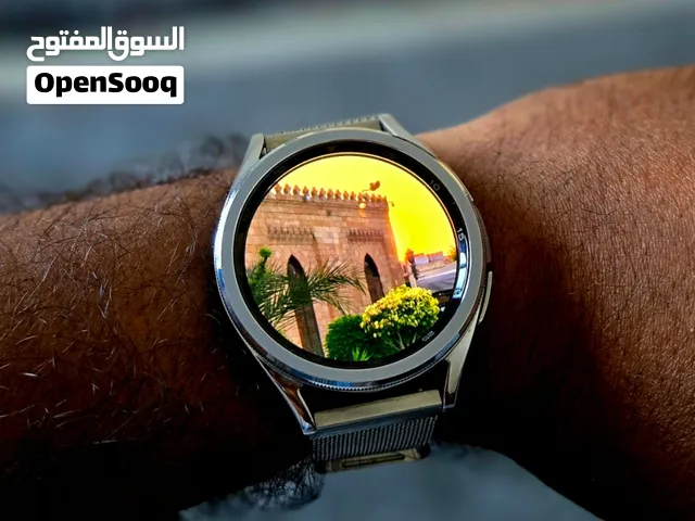 ساعه سامسونج جالاكسي واتش 6 كلاسك مقاس 43 نظيفه جديا مع الشاحن الاصلي بسعر مناسب للغايه 47 الف قديم
