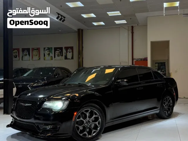 كرايسلر وارد امريكا مديل 2017 فول اوبشن بنوراما فول مواصفات السيارة في حالة مثالية