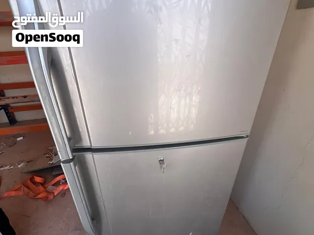 ثلاجه وبتوجاز للبيع