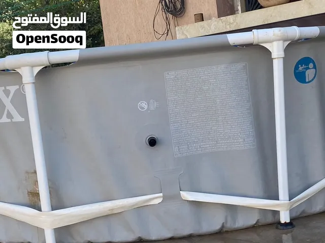 حوض سيباحة مستعمل