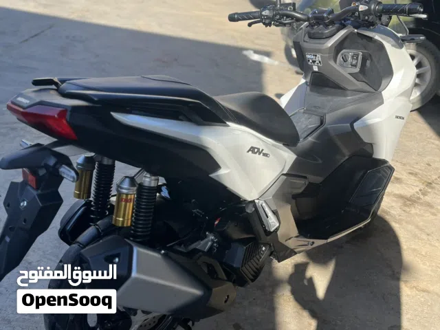 هوندا adv 2025