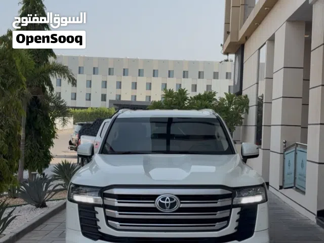 SUV Toyota in Muscat