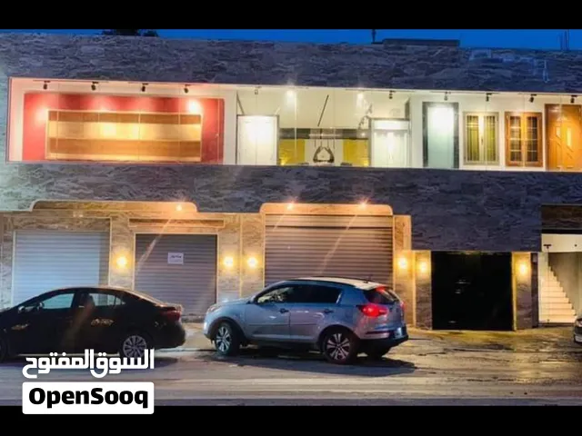 صالة الايجار في الحدائق ع الرئيسي مباشر دور  أرضي