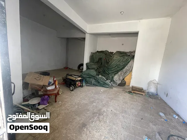 اثنين فتحات مخازن للايجار7ونص في 5 ونص
