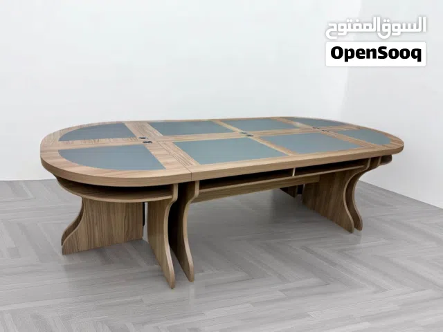 طاولات اجتماعات