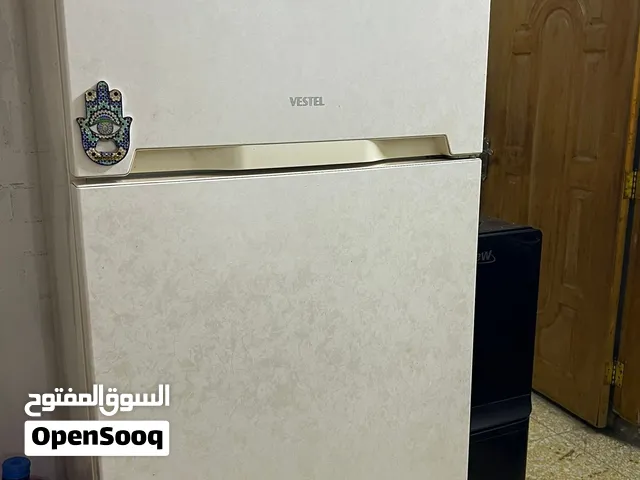 ثلاجة فستل