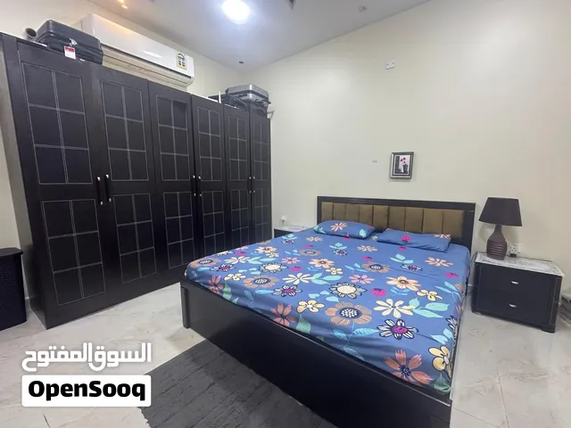 King size Bedroom Set for Sale (All Items Together)