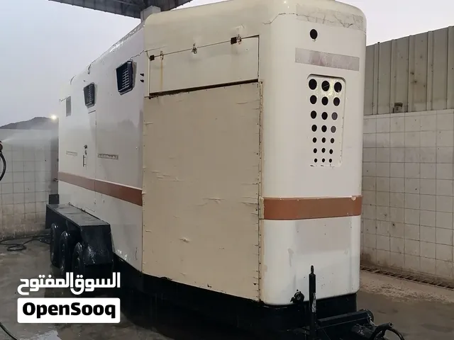 ، ، ، للبيع عربة نقل الخيول فاخر للعلم العربة فيبر تشل 4 راس