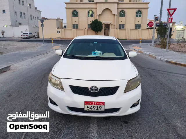 تويتا كرولا للبيع بسعر مناسب