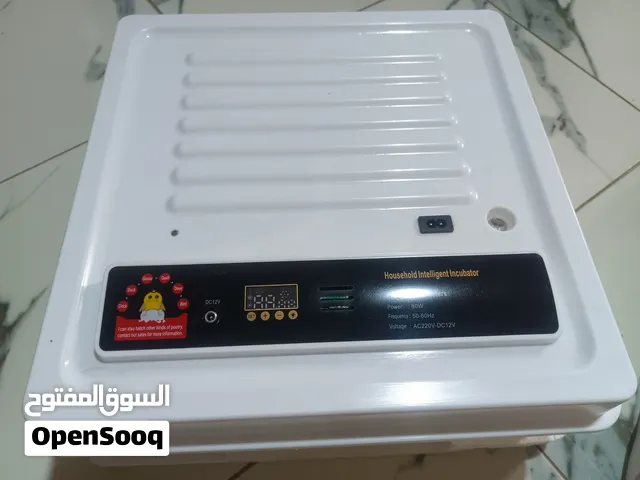 ماكينه تفقيس البيض تحمل الحوالي 72 بيضاء