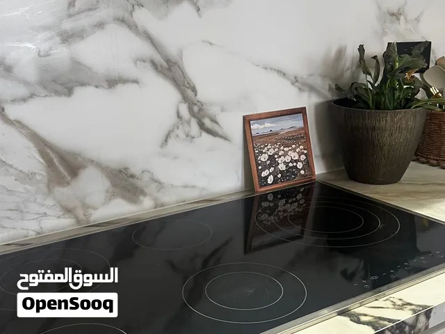 طباخه كهربائيه بلت ان سيراميك بحالة ممتازه مقاس 90