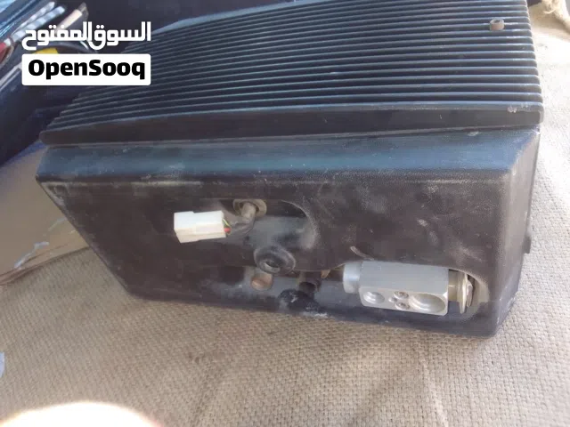 تلاجة سياره حافله صغيره