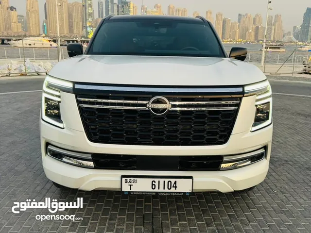 نيسان باترول بلاتنيوم 2025 ابيض /اسود اوتوماتك بنزين بدبى الامارات