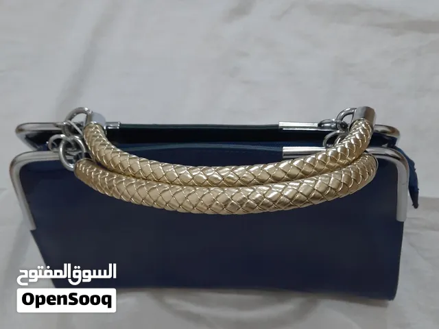 للبيع شنط مسنوردة ماركات