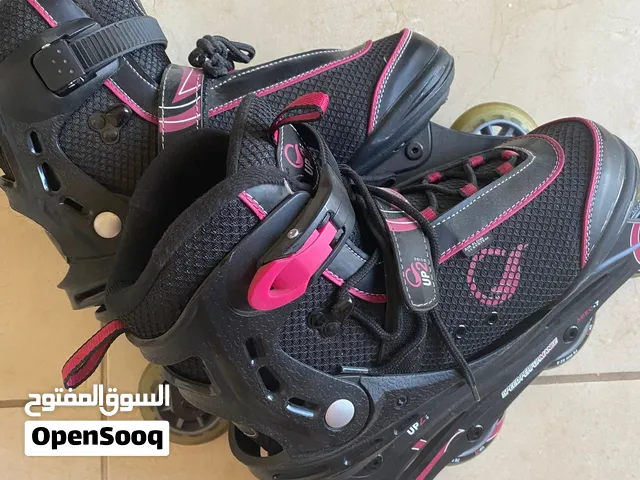 رولر سكيت جديد تمامًا للبيع