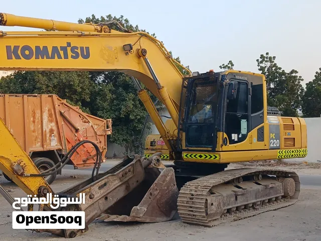 Komatsu 220 2016 model for sale
