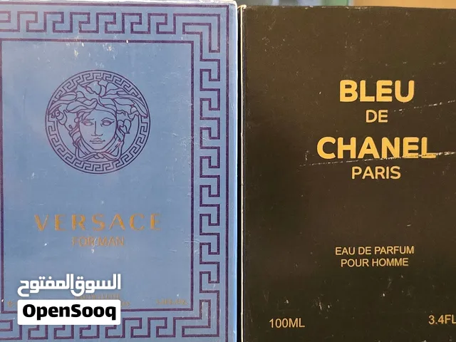 علبتين عطر .. الاول من ماركة de paris المشهورة والثاني من ماركة فيرزاتشي العالمية